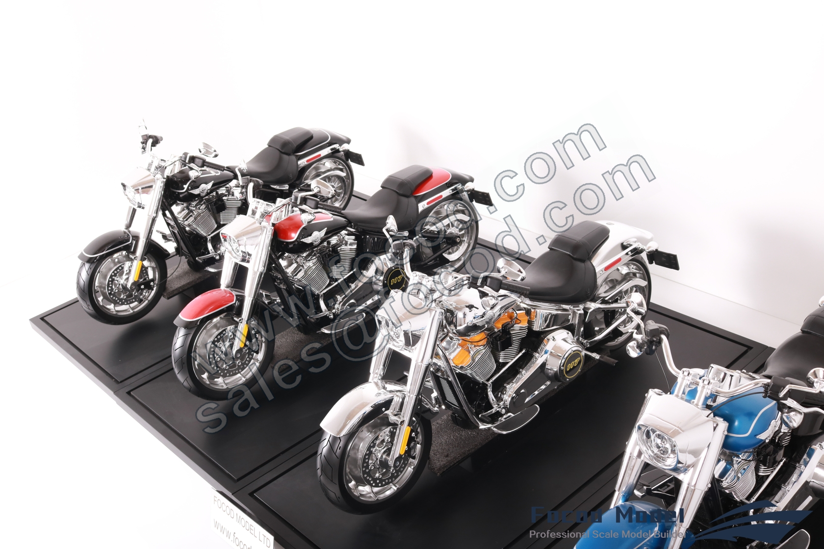 custom made model of Harley-Davidson Fat Boy Gray Ghost 2025 motorcycle
